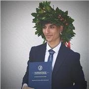 Offro lezioni private di italiano per tutti, che siano stranieri o italiani stessi. Tutto fatto con pazienza e professionalità.